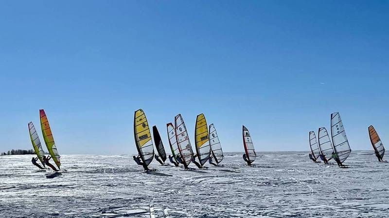 В Новосибирске завершились Чемпионат и Первенство России по зимнему виндсерфингу!