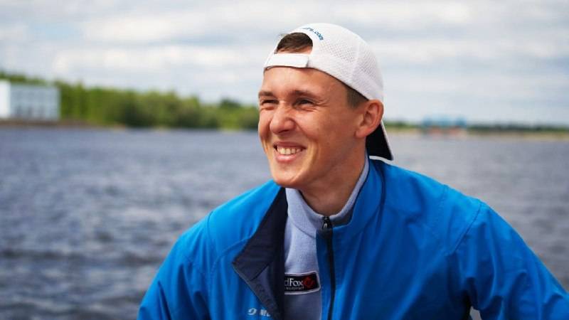 Имя спортсмена